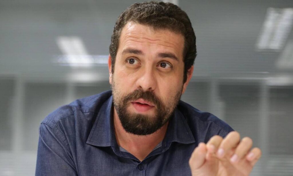 x78171259_PARio-31-07-2018-Eleicoes-2018Guilherme-BoulosO-presidenciavel-do-PSOLGuilherm.jpg.pagespeed.ic.YM9MgkwT4W