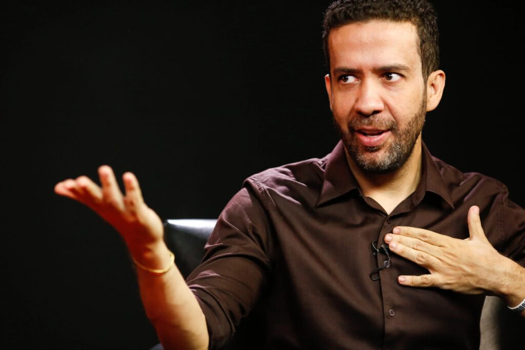 AndreJanones-Janones-Avante-MG-Candidato-PresidenciaDaRepublica-PoderEntrevista-14-scaled