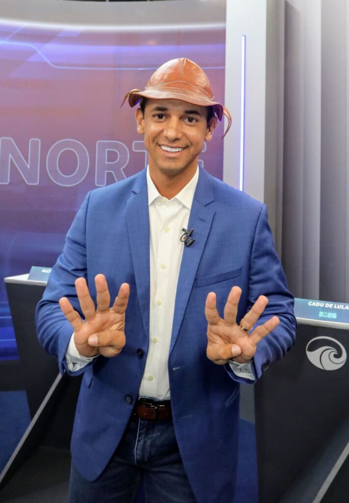 Allyson_2109_Debate TV Tropical (1)